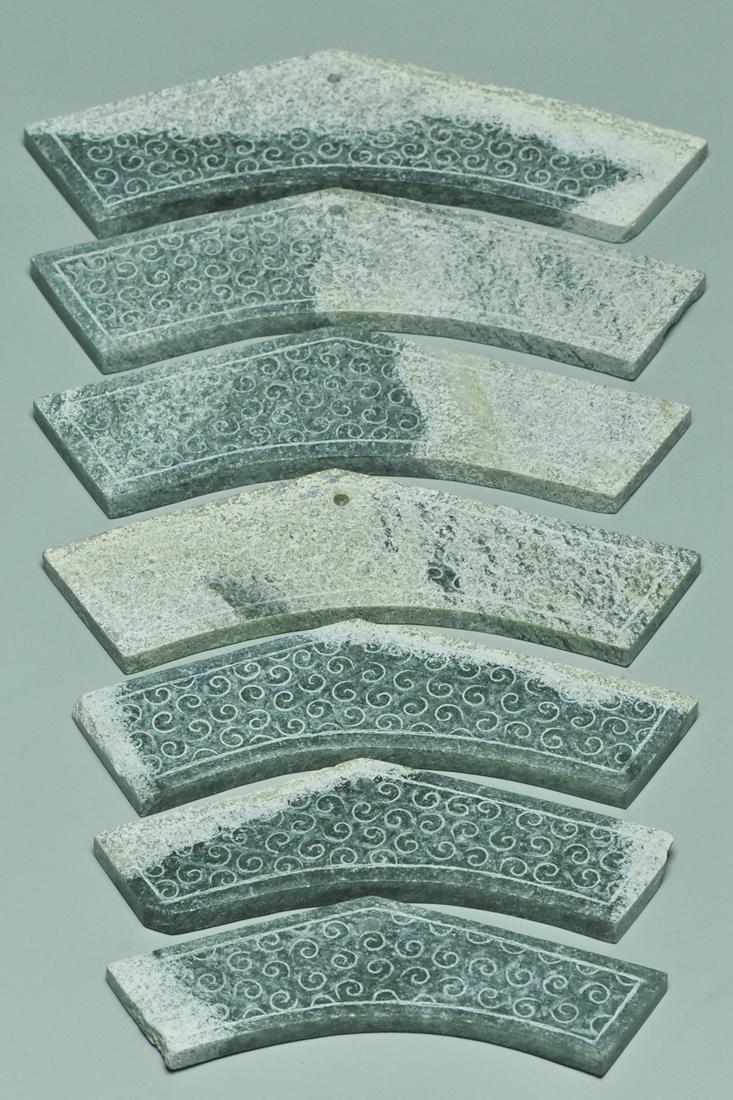 SET OF SEVEN HAN DYNASTY JADE MUSICAL CHIMES (1 of 20)
