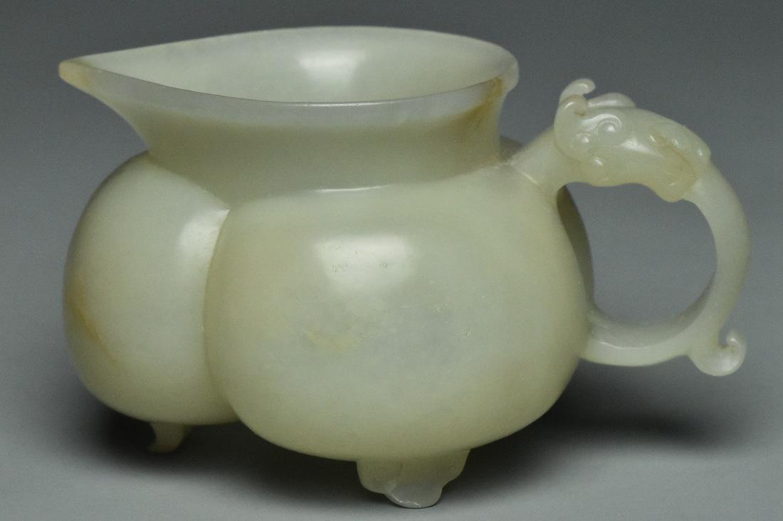 A QING JADE ARCHAISTIC TRIPOD VESSEL 18TH C (1 of 13)