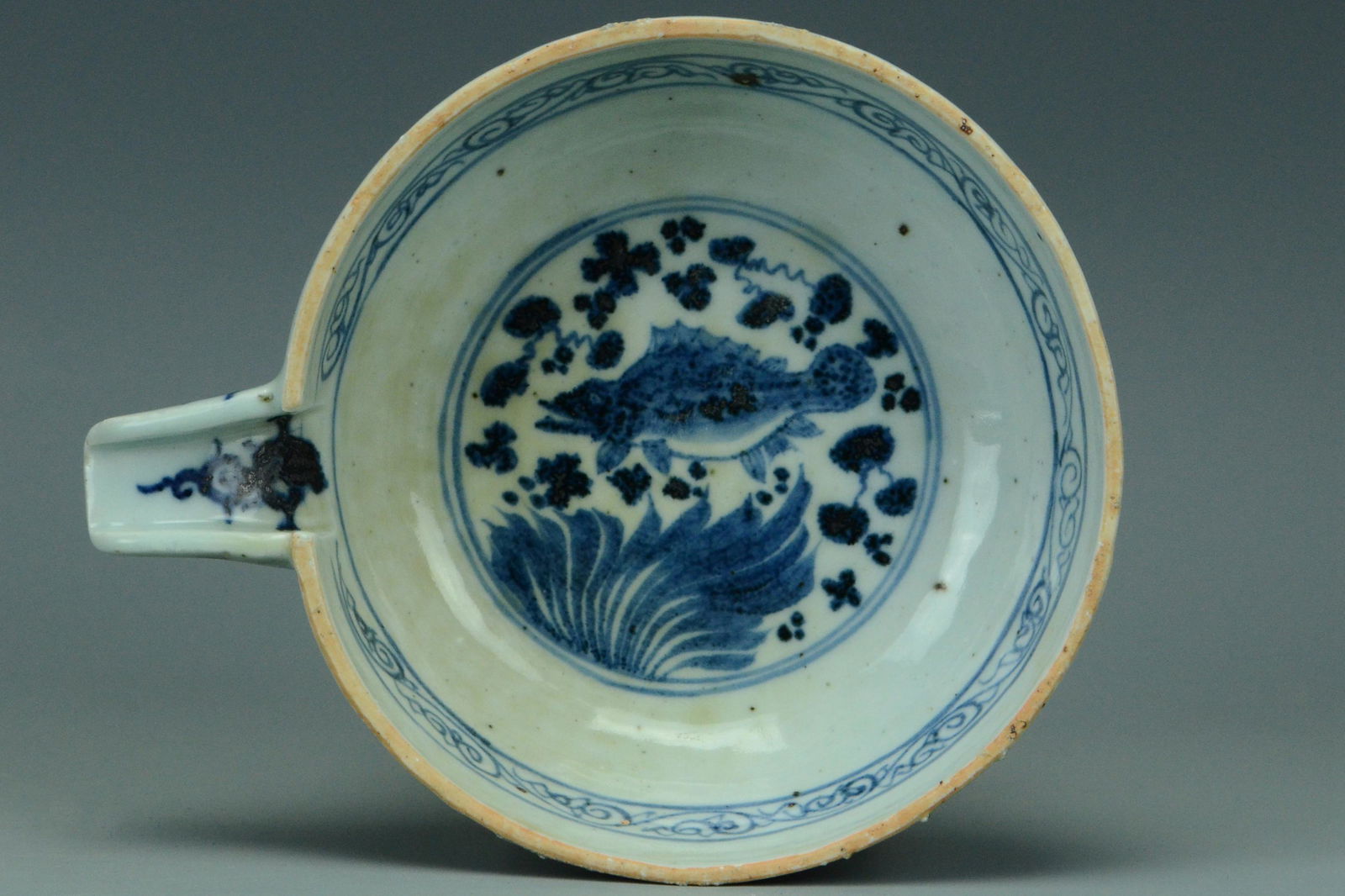 A YUAN DYNASTY BLUE AND WHITE POURING BOWL (1 of 15)