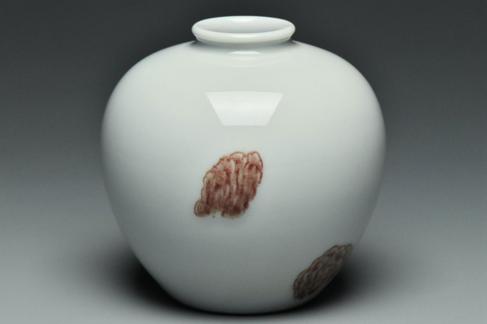 A PEONY WATER POT KANGXI MARK AND PERIOD (1 of 9)