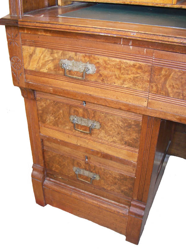 Victorian American kneehole cylinder desk - 5