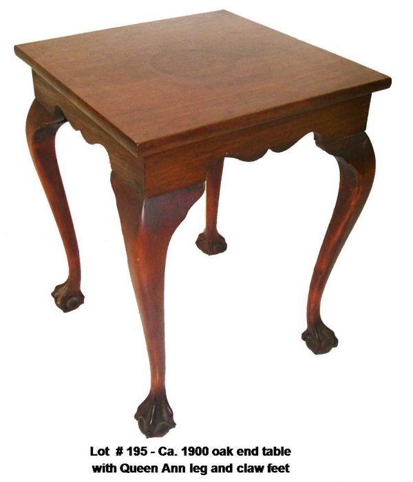 Ca. 1900 oak end table with Queen Ann leg: Ca. 1900 oak end table with Queen Ann leg and claw feet