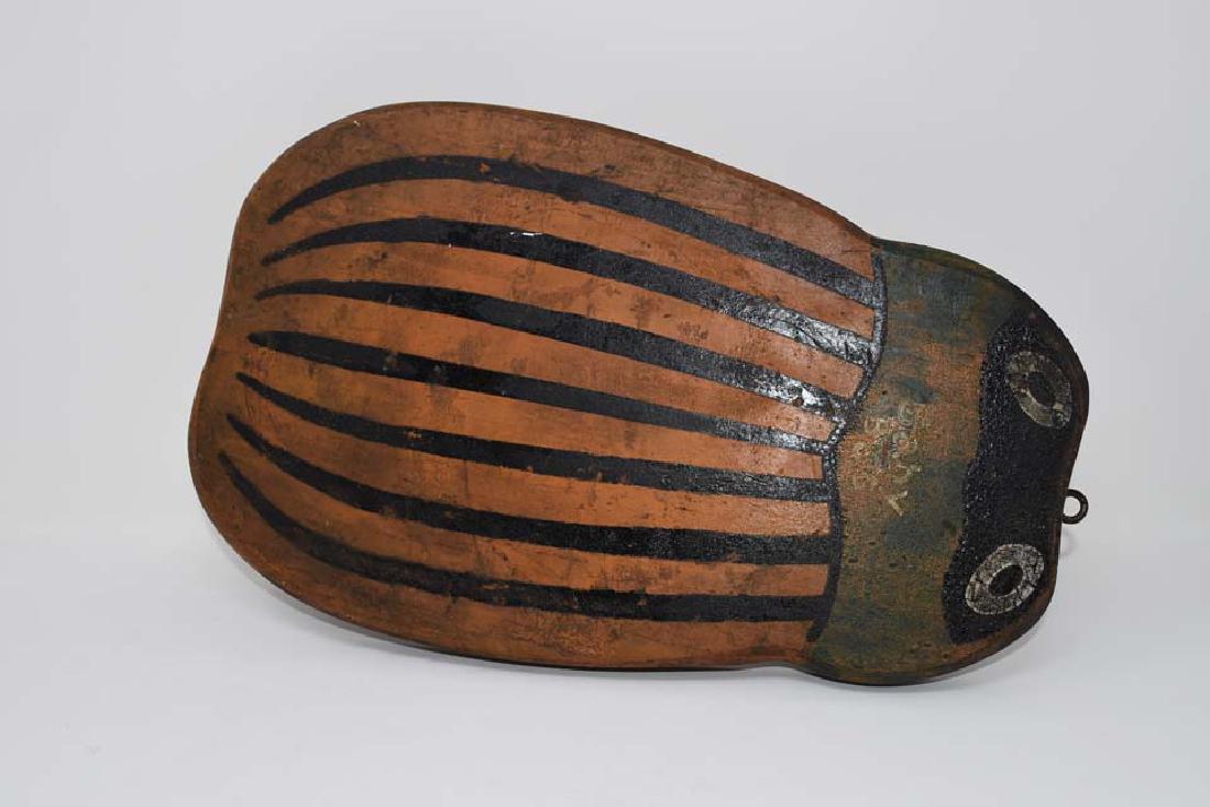 Child's lady bug pull toy (1 of 2)