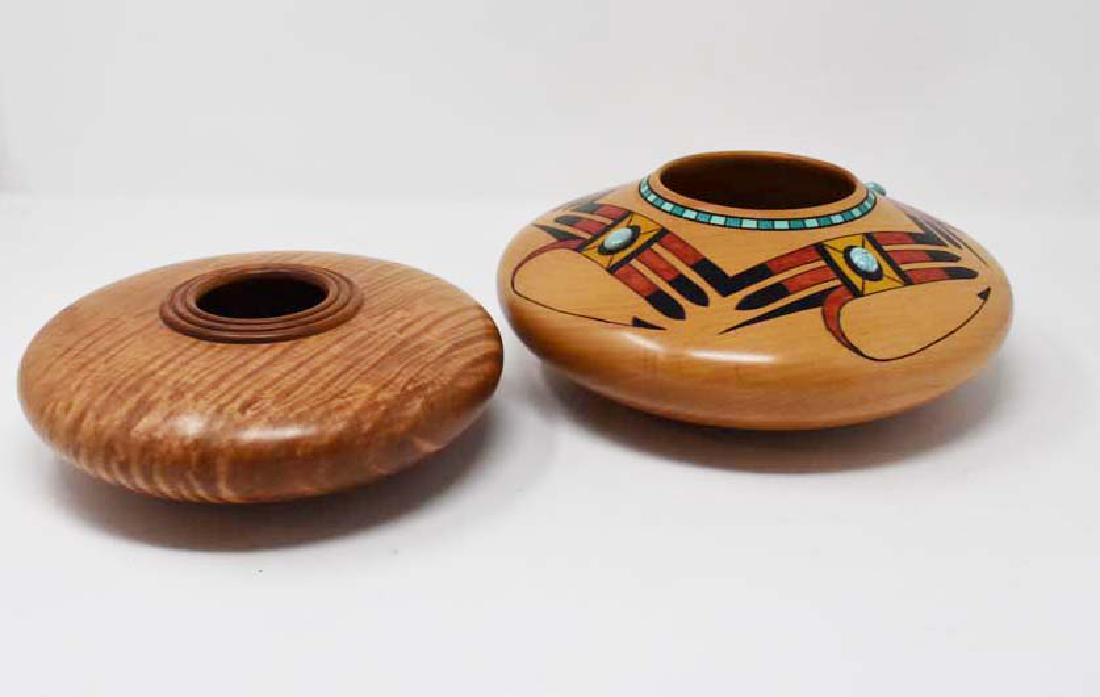 2 delicate wooden bowls (1 of 2)