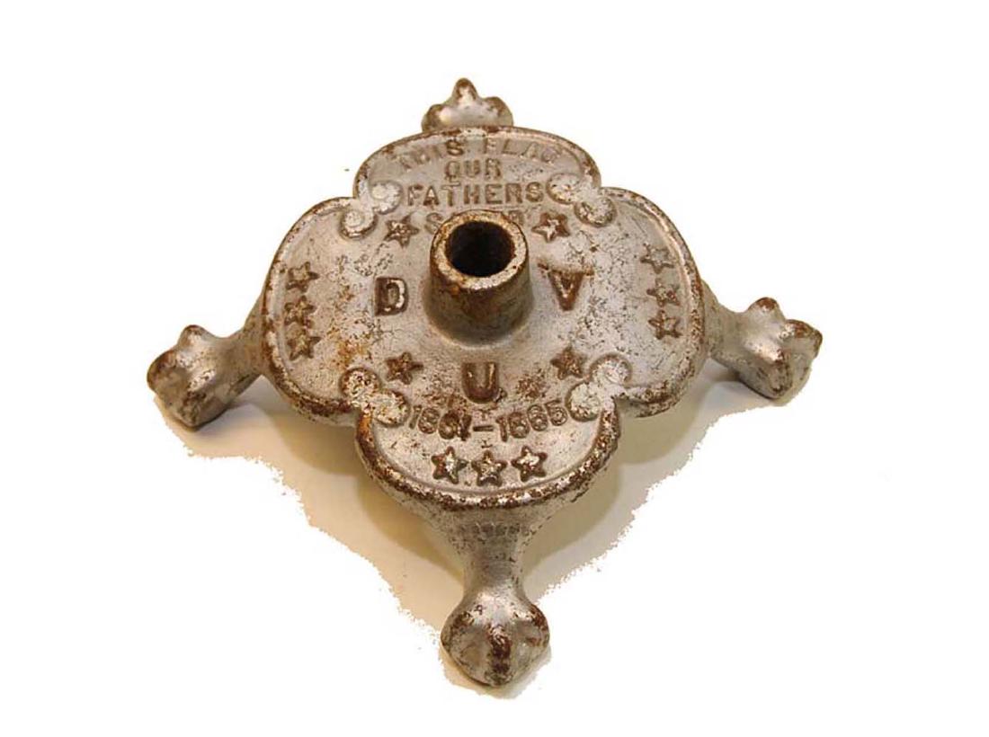 Cast Iron Civil War This Flag Our Fathers Saved Stand: Cast Iron Civil War This Flag Our Fathers Saved Stand. Measures 6.5". Packaging, Insurance, Handling, Shipping is done in house and is 20.00 for this item in the continental U.S. Or you are welcome to