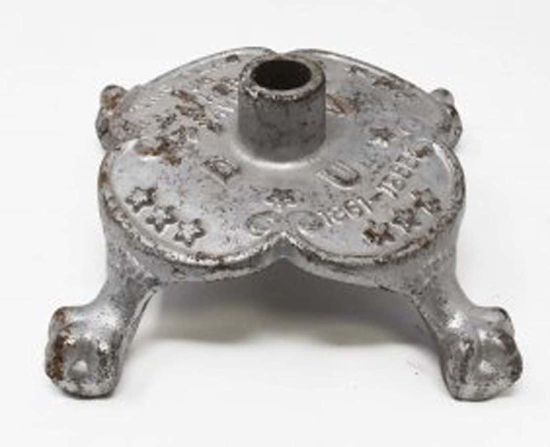 Cast Iron Civil War This Flag Our Fathers Saved Stand: Cast Iron Civil War This Flag Our Fathers Saved Stand. Measures 6.5". Packaging, Insurance, Handling, Shipping is done in house and is 20.00 for this item in the continental U.S. Or you are welcome to