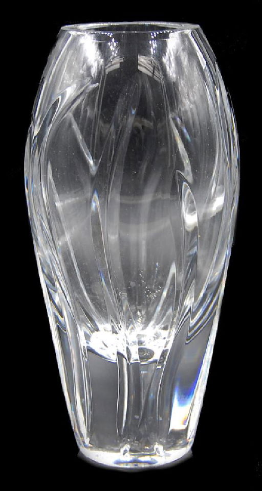 Baccarat Crystal Vase 1 x