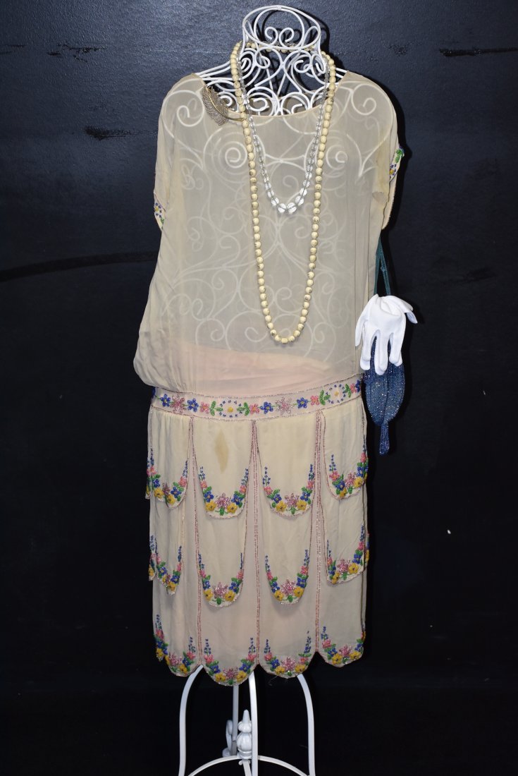 1920's Beaded Flapper Dress (1 of 4)
