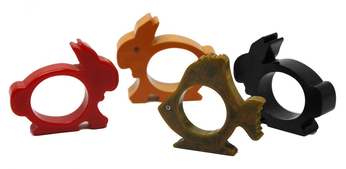 4 Bakelite Napkin Rings 3 Rabbits And A Fish (1 of 2)