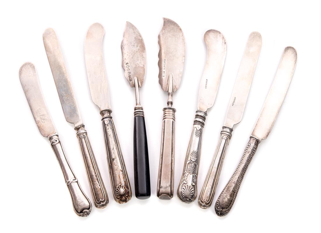 8 Hallmarked Silver Knives: Measures 7.25" tall. Good original condition. Please Email or call for a detailed condition report. The absence of a condition statement does not imply that the lot is in perfect condition or complete