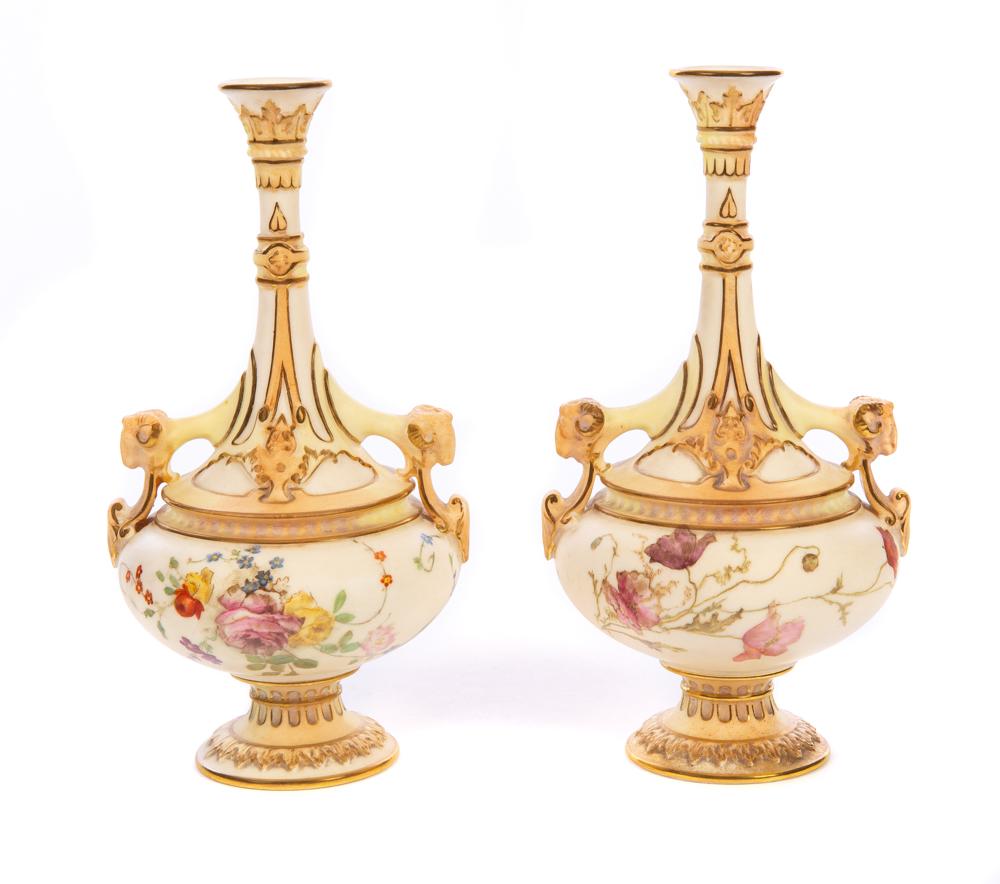 Pair Royal Worcester vases RD. 195993 1600 (1 of 4)