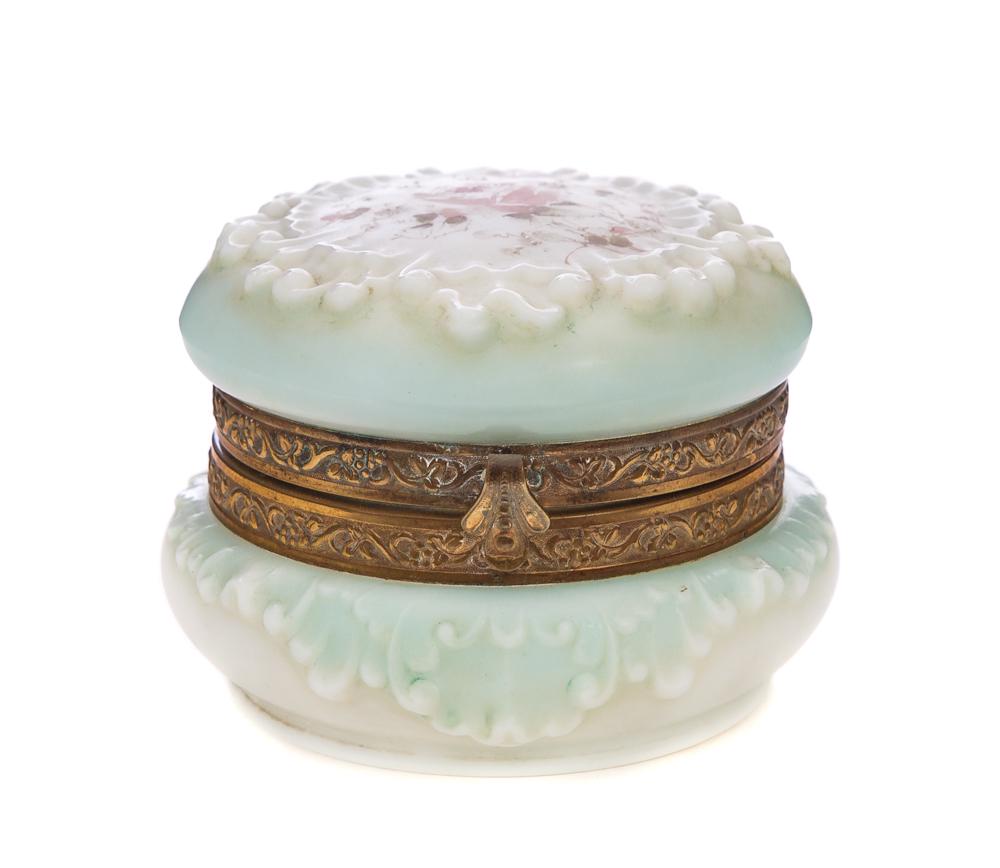 Signed Wavecrest CF Monroe Decorated Art Glass Box (1 of 5)