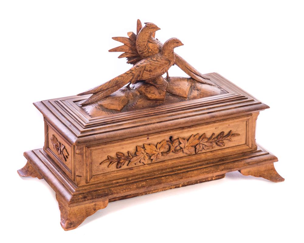 Black Forest Mechanical Jewelry Music Box (1 of 5)