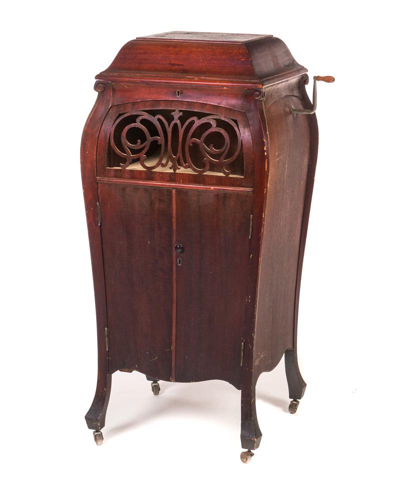Mahogany Sonora Bombay Victrola: Mahogany Sonora Bombay Victrola