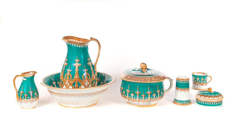 6 Piece Victorian Pitcher and Bowl Set (1 of 6)