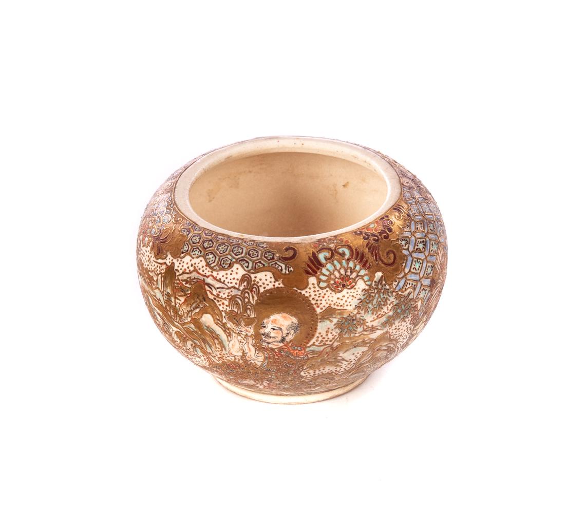 Finely Detailed Japanese Meiji Satsuma Bowl: Finely Detailed Japanese Meiji Satsuma Bowl