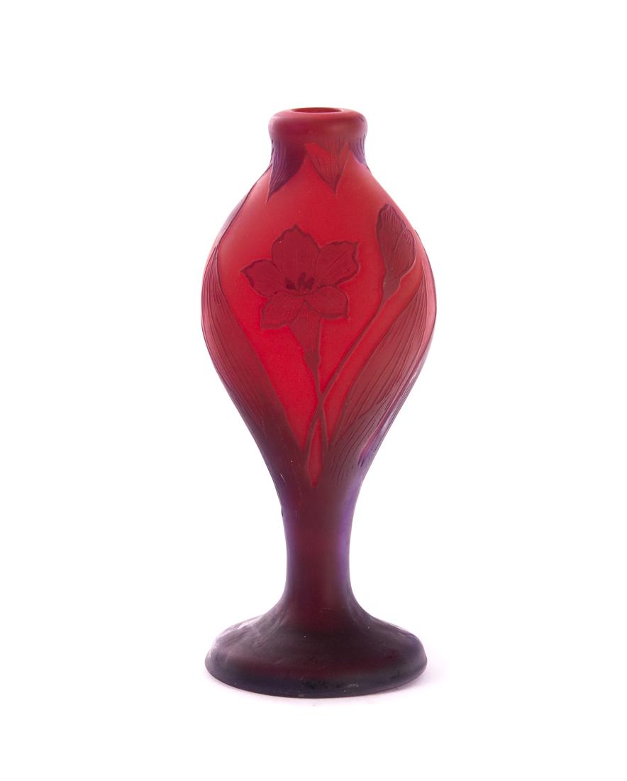 Loetz Cameo Glass Vase (1 of 5)
