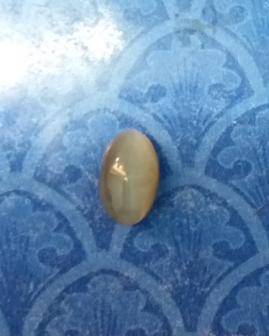 6.00ct Natural Cat's Eye: Natural Cat's Eye