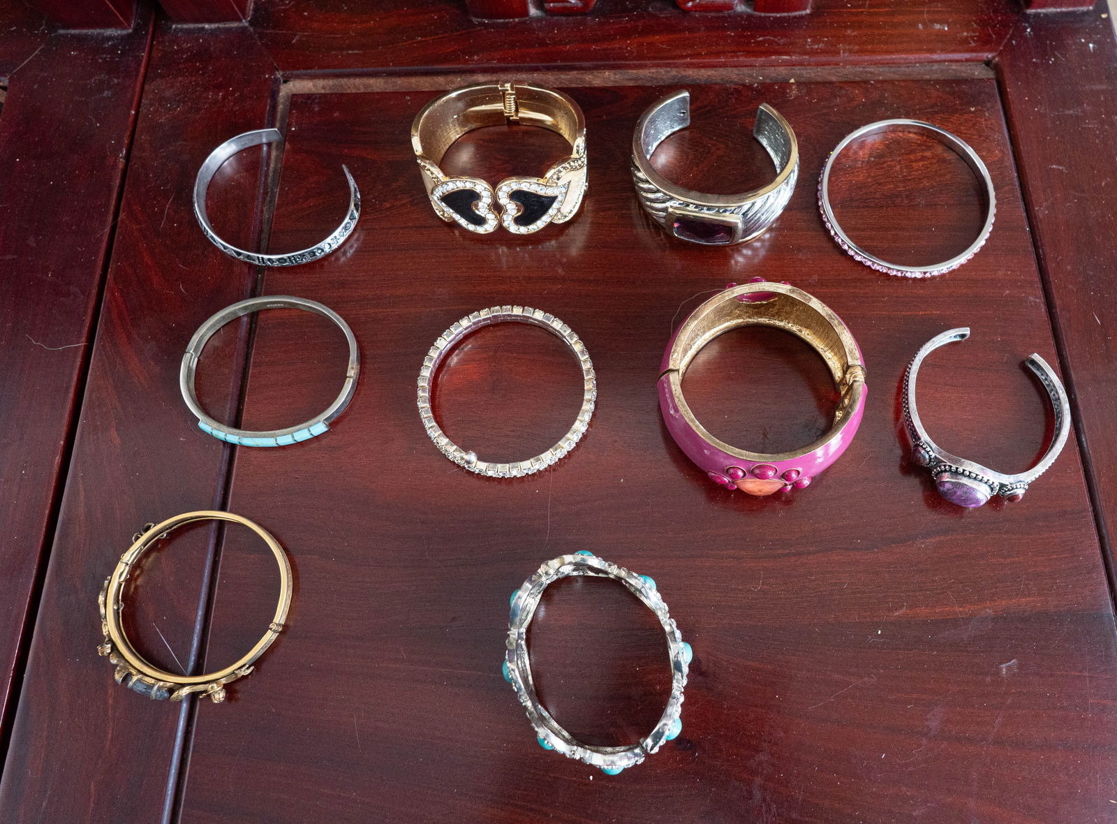 Lot of Vintage Assorted Custom Jewelry (1 of 7)
