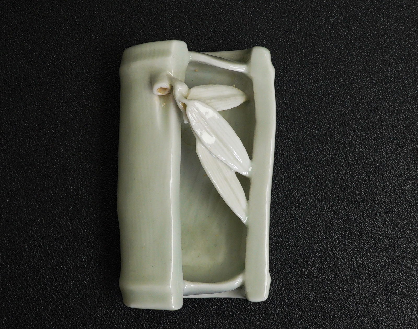 A CHINESE DOUQIN CELADON BRUSH REST, REPUBLIC PERIOD: Size: 3" x 2" x 1". Description: A CHINESE DOUQIN CELADON BRUSH REST, REPUBLIC PERIOD. Tri-State area in house truck delivery available. In house shipping with UPS will cost around $15-$20.