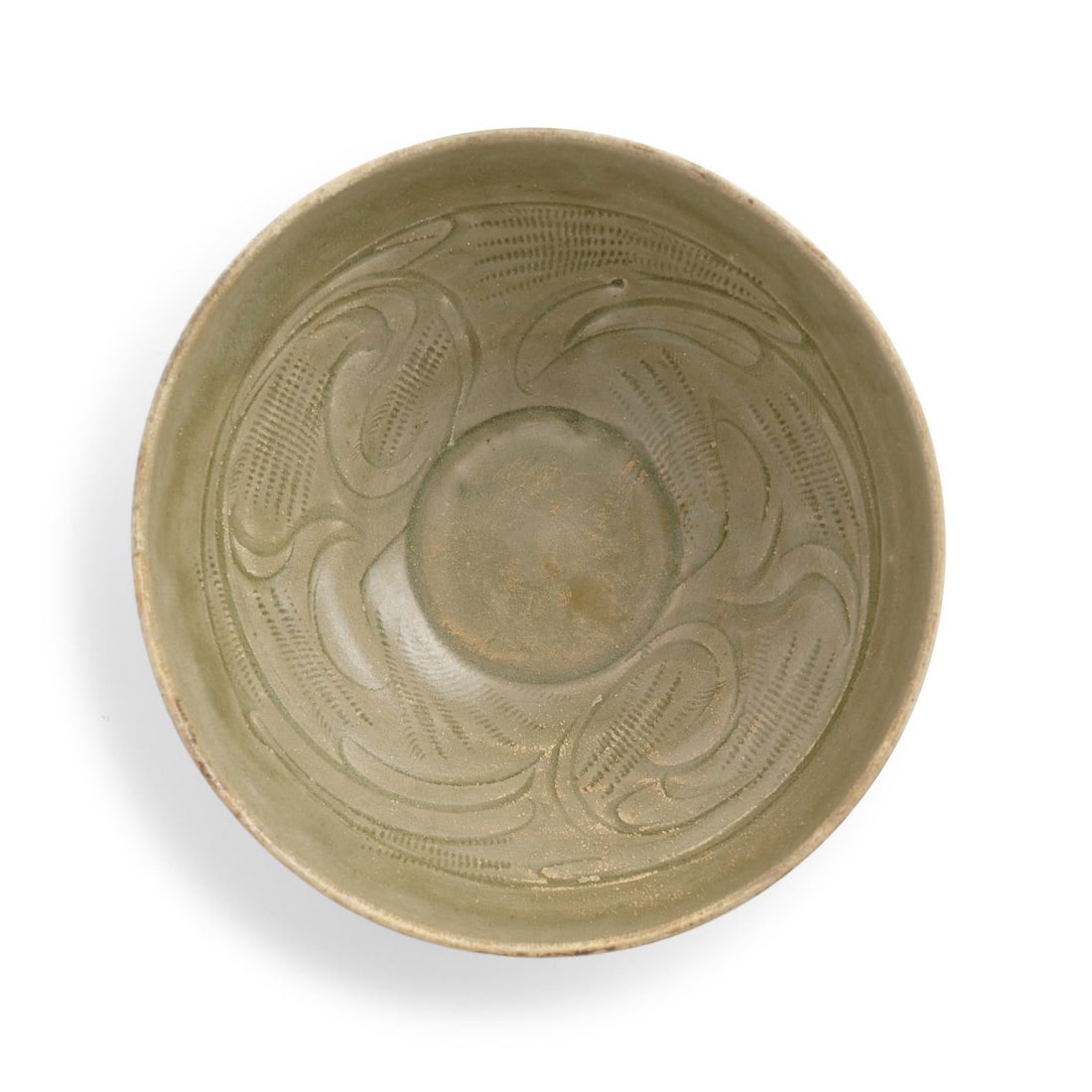 A CHINESE CELADON-GLAZED INCISED BOWL, NORTHERN SONG (960-1127) (1 of 12)
