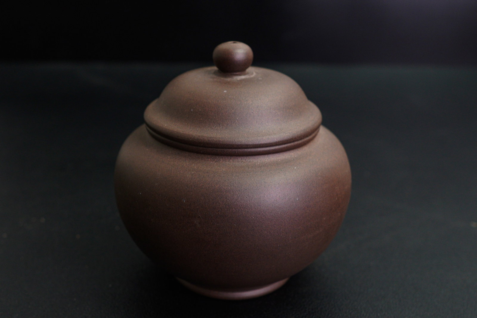 Chinese Yixing zisha teapot: Size: 4" x 4" x 4". Tri-State area in house truck delivery available. In house shipping with UPS will cost around $15-$25.