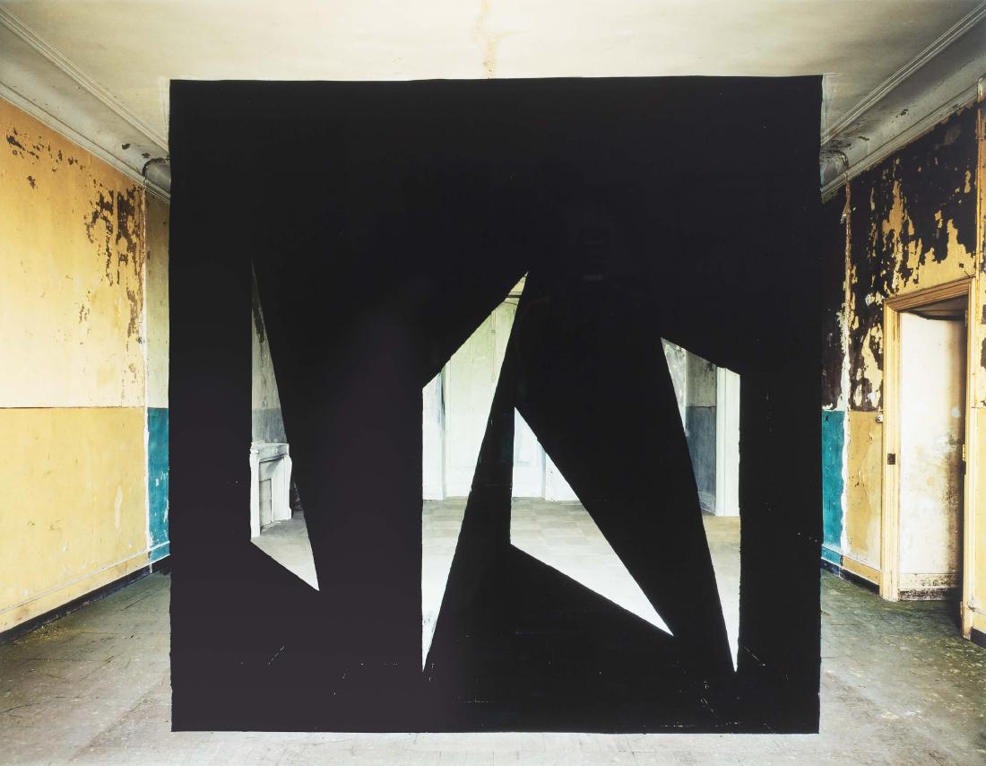 Georges Rousse (Parijs 1947): Georges Rousse (Parijs 1947) a) Marseille Signed l.r. Titled and numbered 5/30 l.l. Pigment print, 90.5 x 111 cm (measured within frame) b) Genève Signed l.r. Titled and numbered 5/30 l.l. Pigment pr