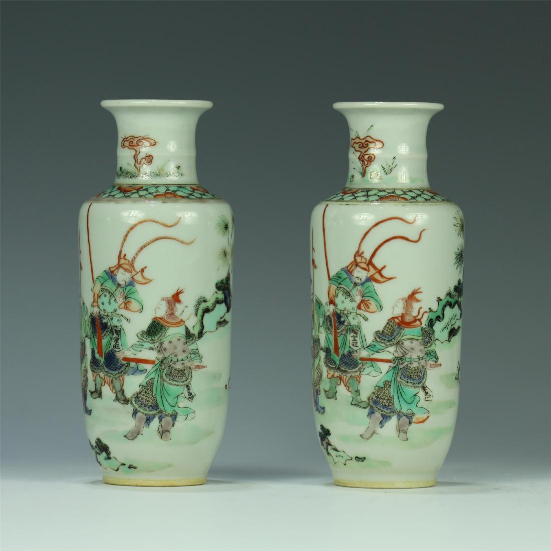 PAIR OF CHINESE PORCELAIN WUCAI FIGURES VASES (1 of 10)