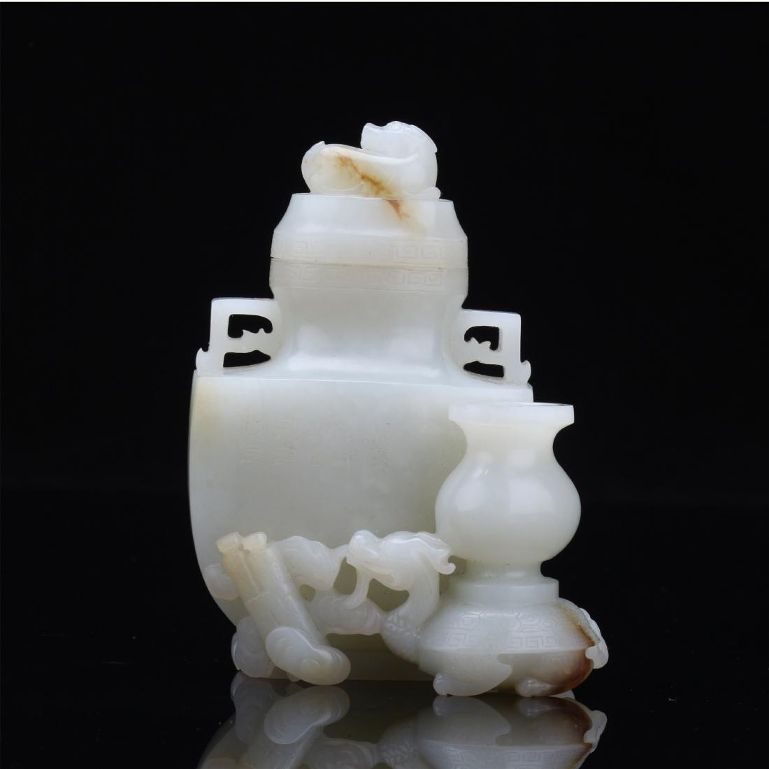 CHINESE WHITE JADE LIDDED VASE (1 of 11)