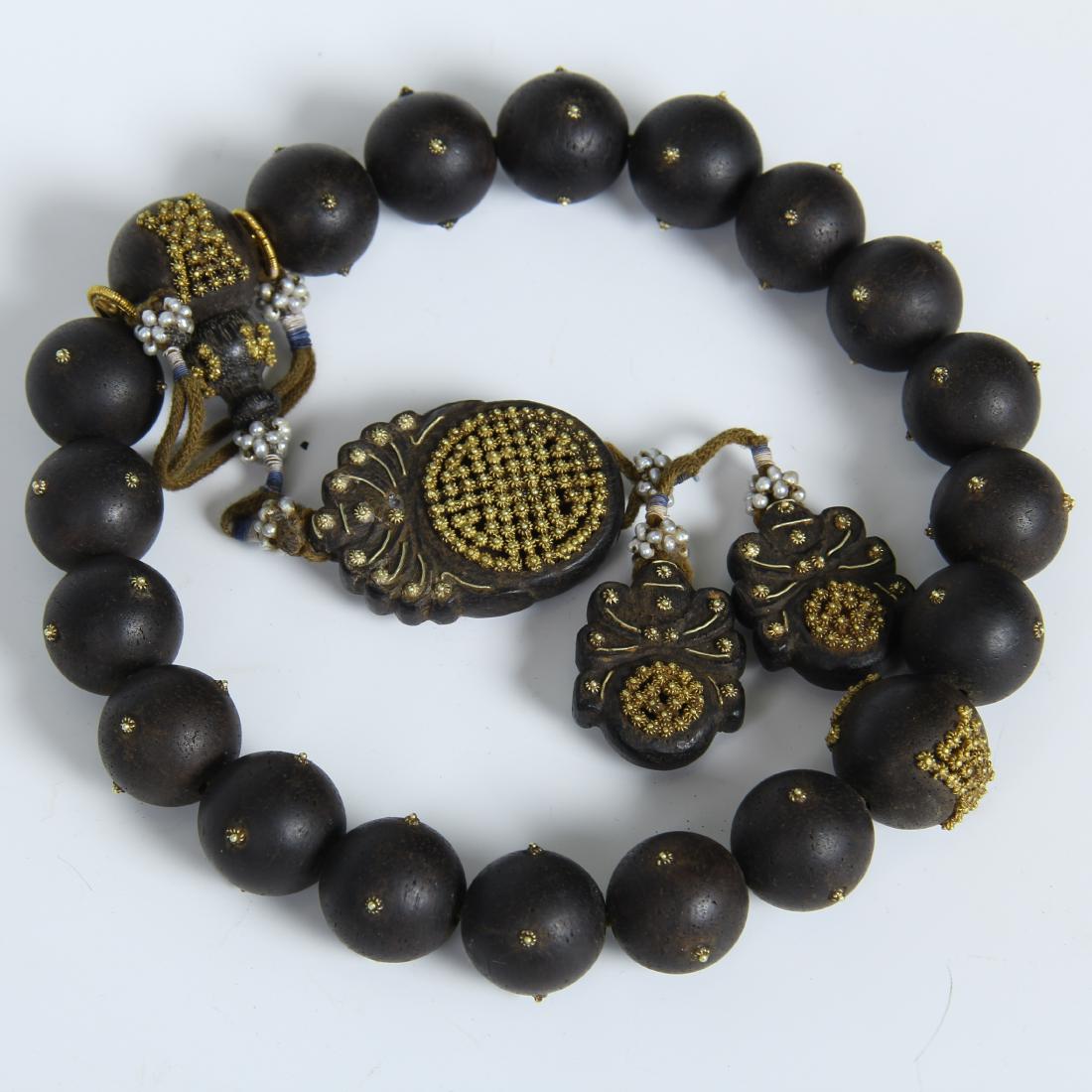 CHINESE PURE GOLD BEAD INLAID AGALWOOD BEAD BRACELET (1 of 8)