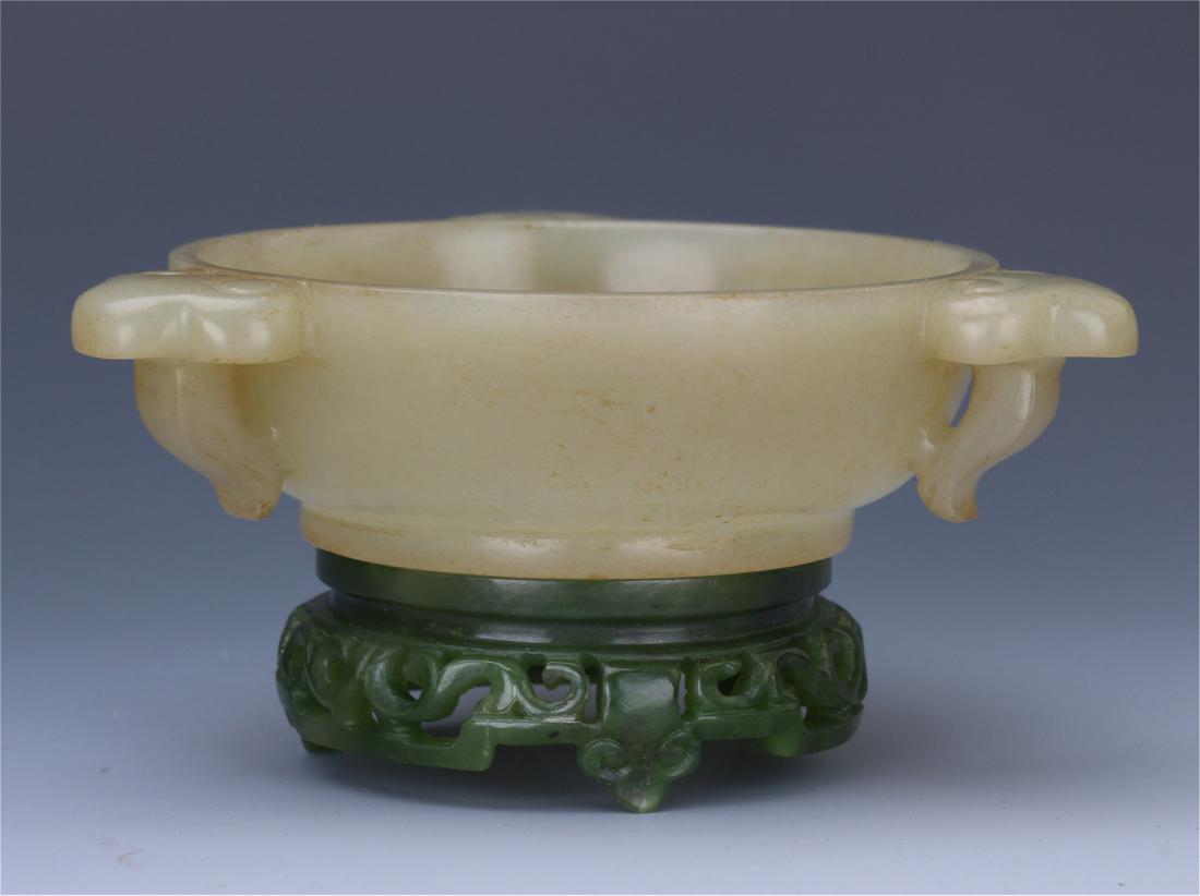 CHINESE JADE THREE HANDLE CUP (1 of 9)