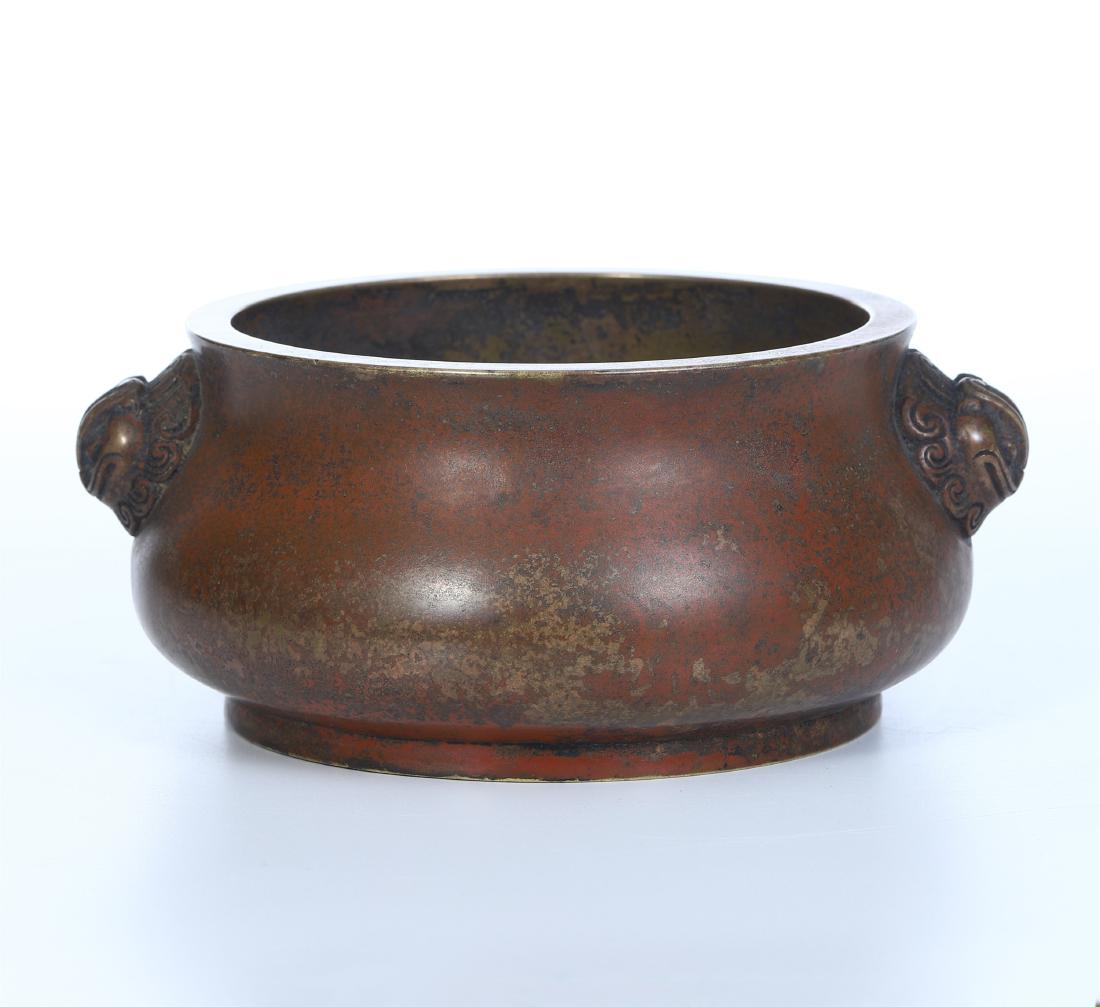 CHINESE BRONZE LION HEAD HANDLE ROUND CENSER (1 of 10)