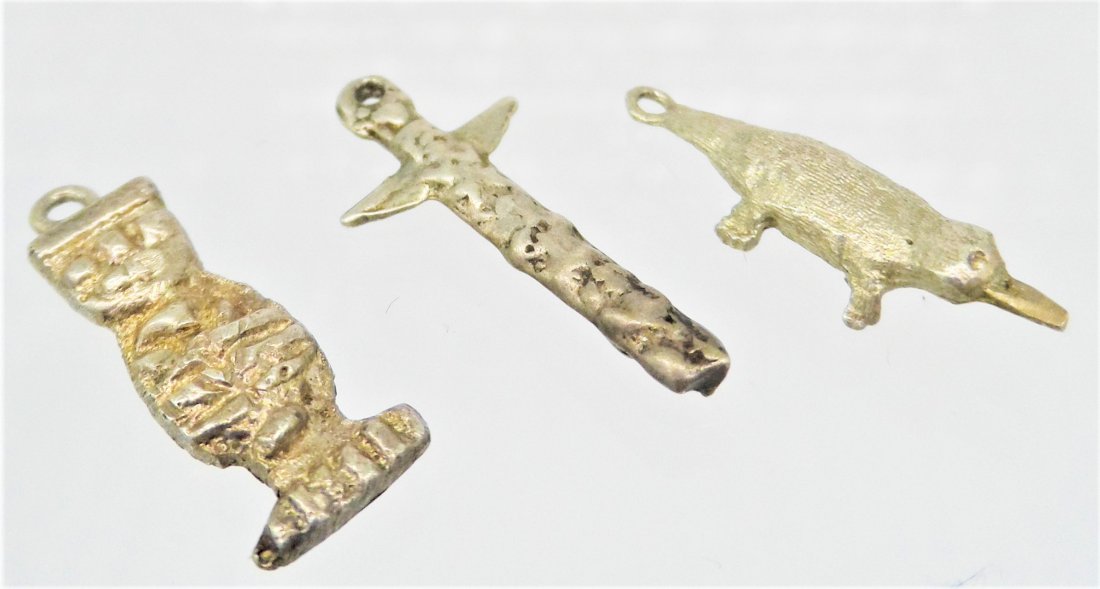 Sterling Silver Bracelet Charms totem pole platypus: Sterling Silver Bracelet Charms