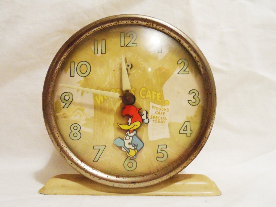 Woody\'s Cafe Alarm Clock Vintage (1 of 2)