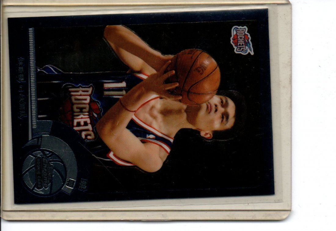 YAO MING #146 (CHINESE REFRACTOR) NBA BASKETBALL CARD (1 of 2)