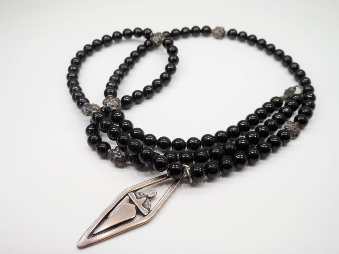 Sterling Silver Onyx Necklace (1 of 2)