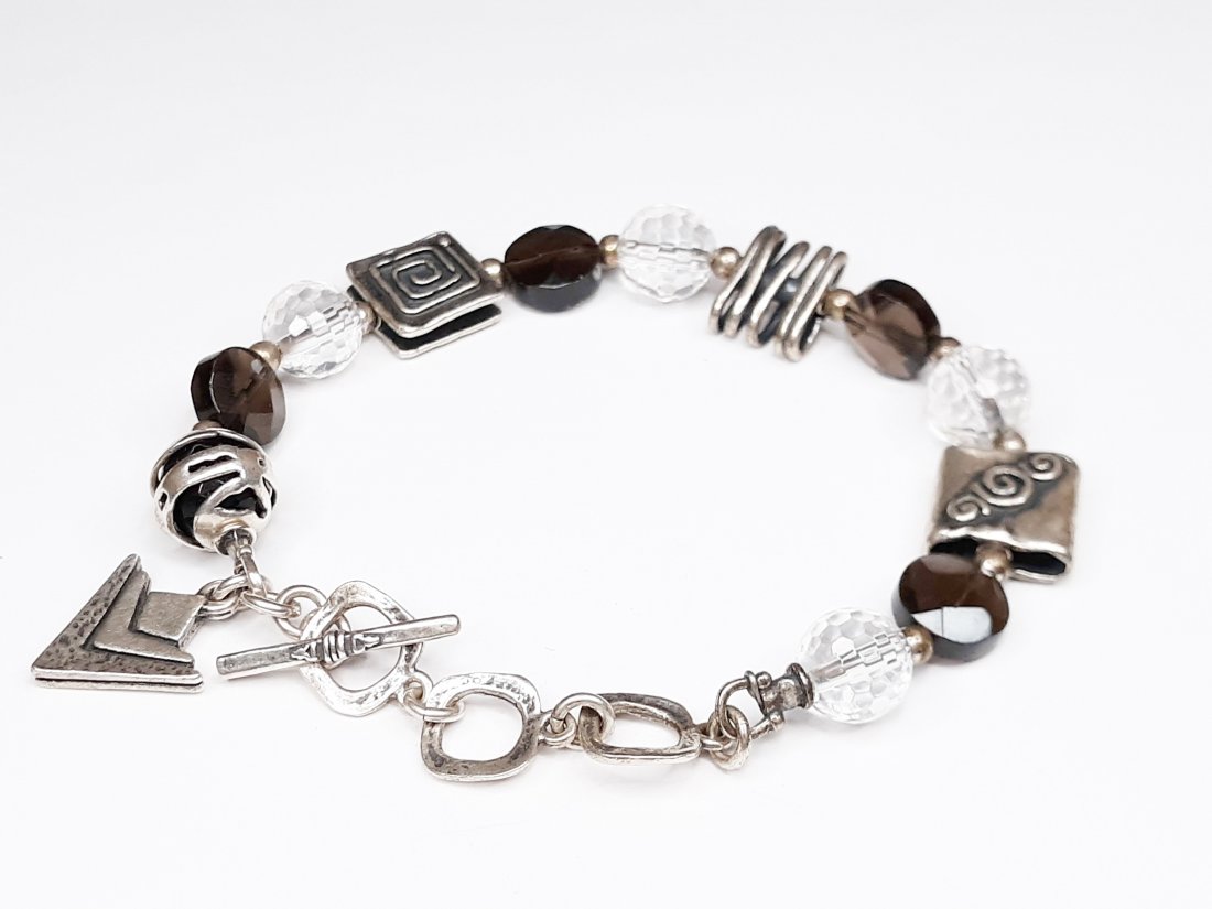 Sterling Silver Glass Beaded Bracelet 8"Inch: Sterling Silver Beaded Bracelet Weight 28.8 GramsExact Size 8 3/4" Inch