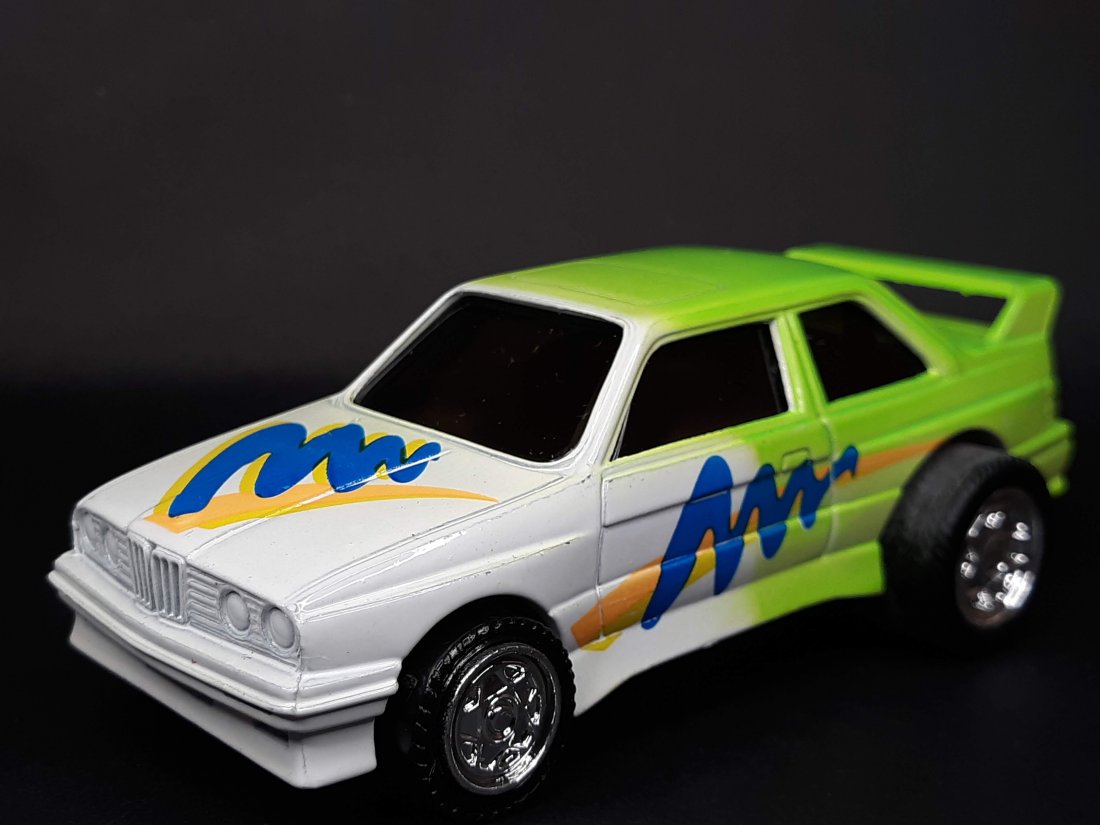 1989 Mattel Arco Hot Wheels Diecast 4.5" Scale Car: 1989 Mattel Arco Hot Wheels Diecast Car 4.5" PULLBACK*** Scale***THESE WERE OPENED AND IMMEDIATELY DISPLAYED AND NOT TOUCHED SINCE THE 1980'S! EACH ONE IS LIKE NEW RIGHT OUT OF THE BLISTER PACKS!***PA
