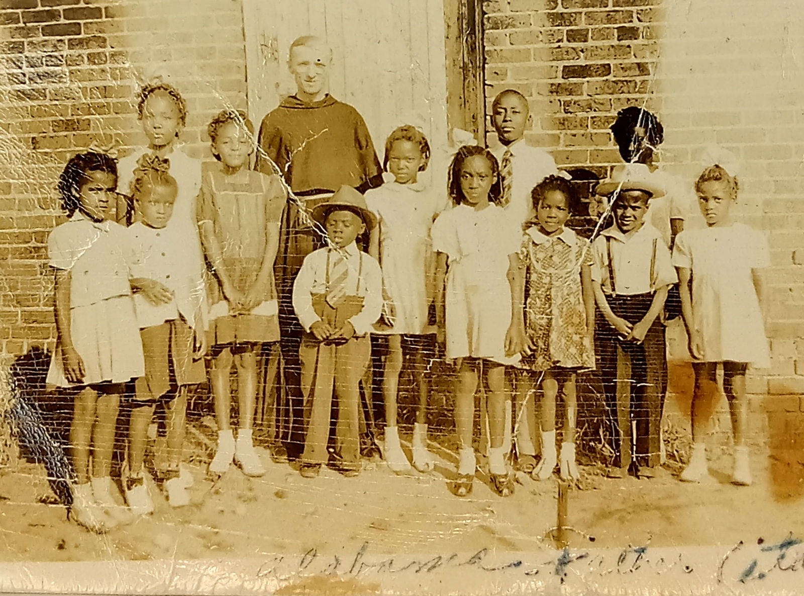 Rare Photo Father and Orphans 1930s Alabama Unusual (1 of 3)
