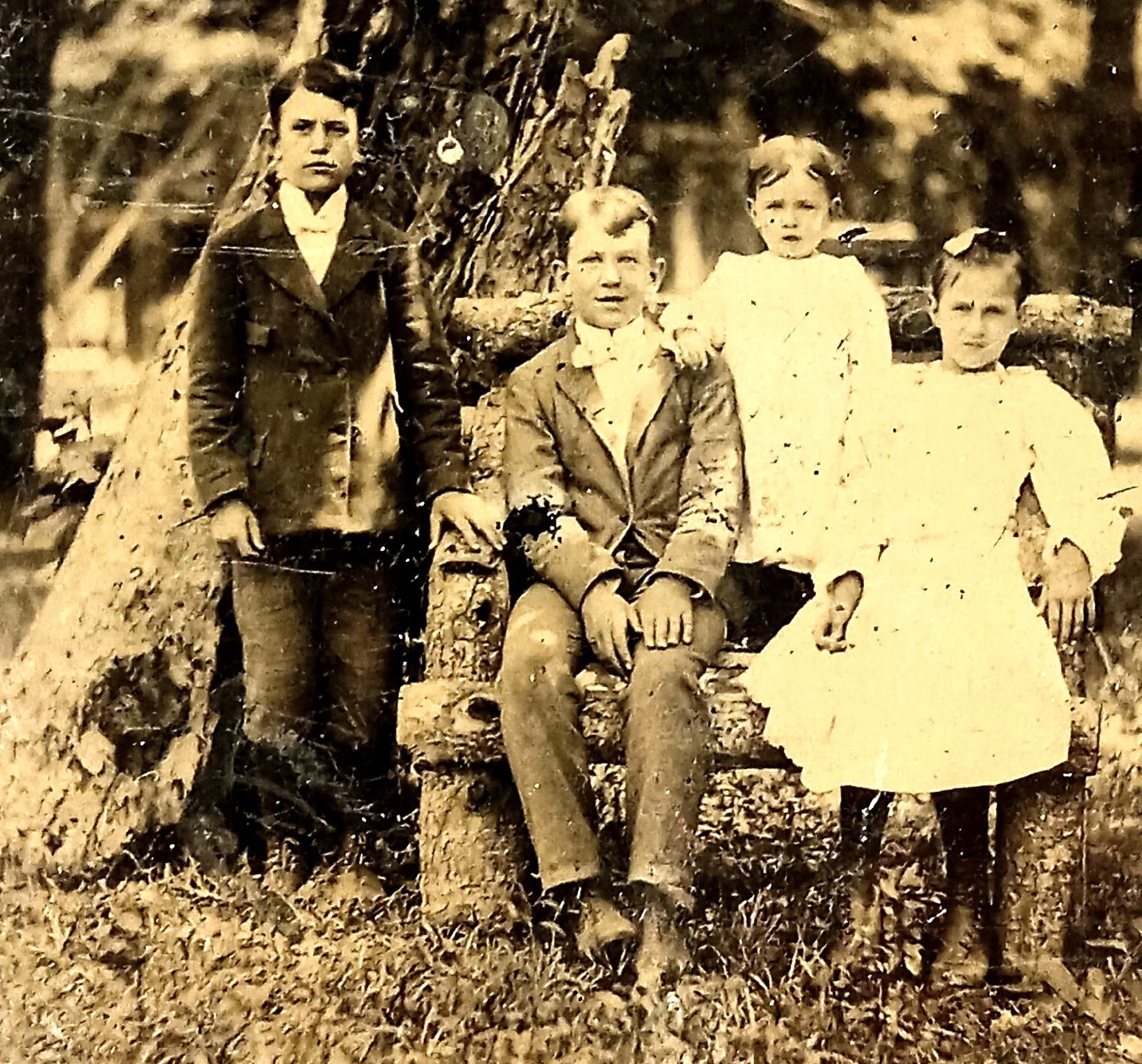 Tintype Photo Four Children kids (1 of 3)
