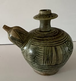 Thai Sawankhalok Kendi, 14-16th Century