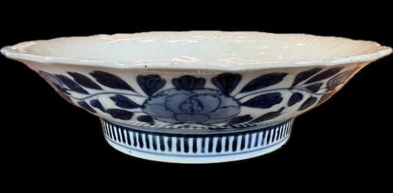 Nabeshima Blue and White Dragon Dish, 18th Century
