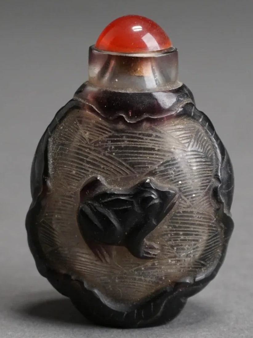 Qing Overlay Glass Snuff Bottle with Frog and Melon (1 of 1)