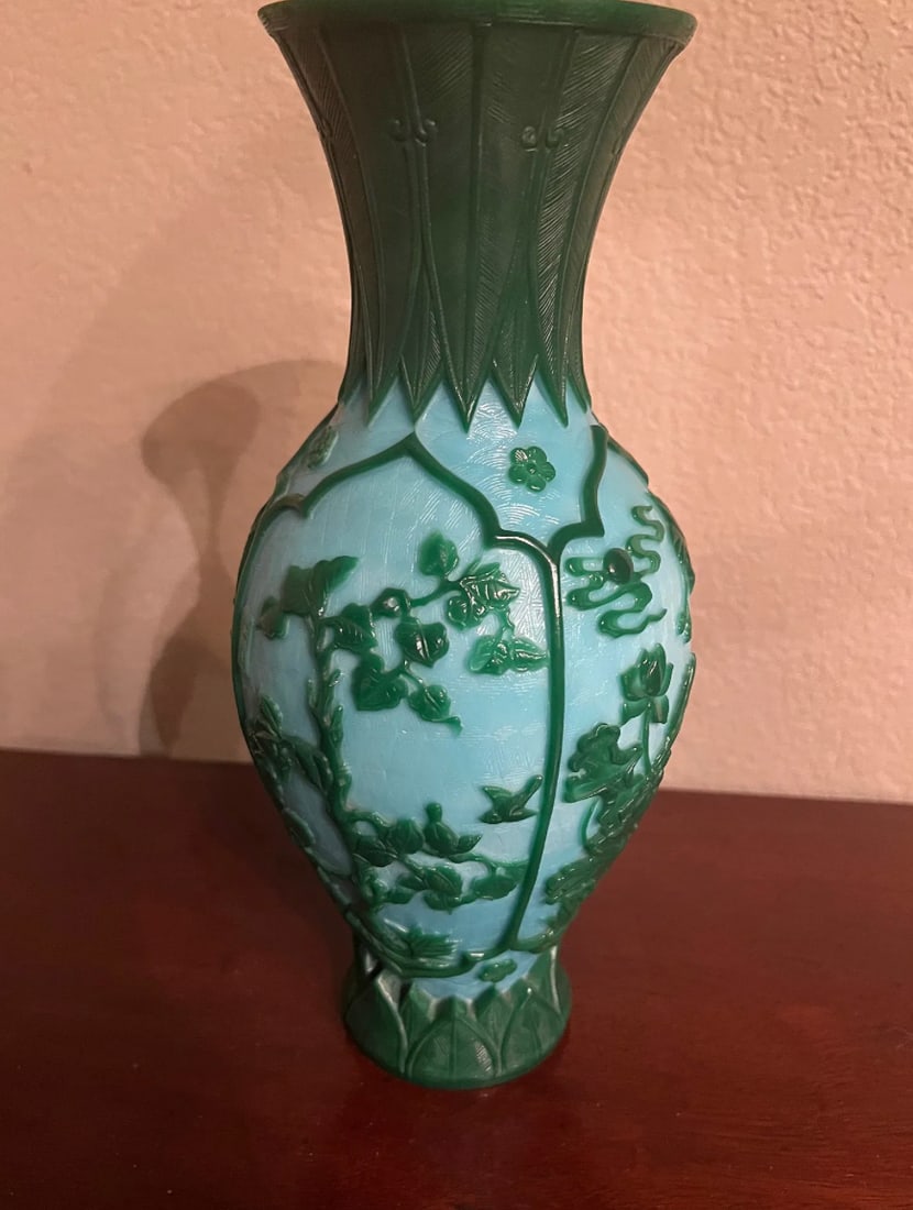 Large Peking Glass Vase (1 of 6)