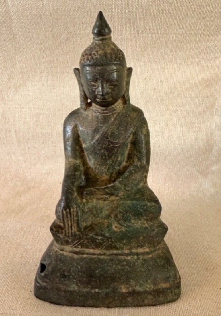 15/16TH Century Bronze Buddha, Tuongoo Period (1347-1596) (1 of 5)