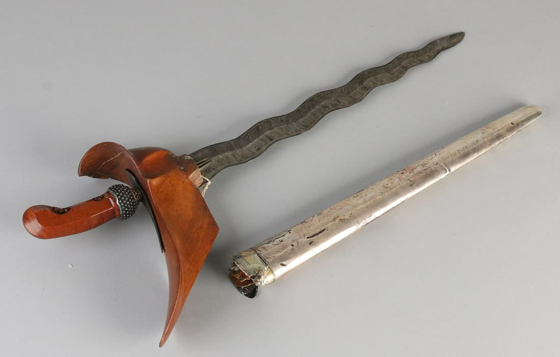 Rare antique Indonesian kris with silver sheath wood, (1 of 2)