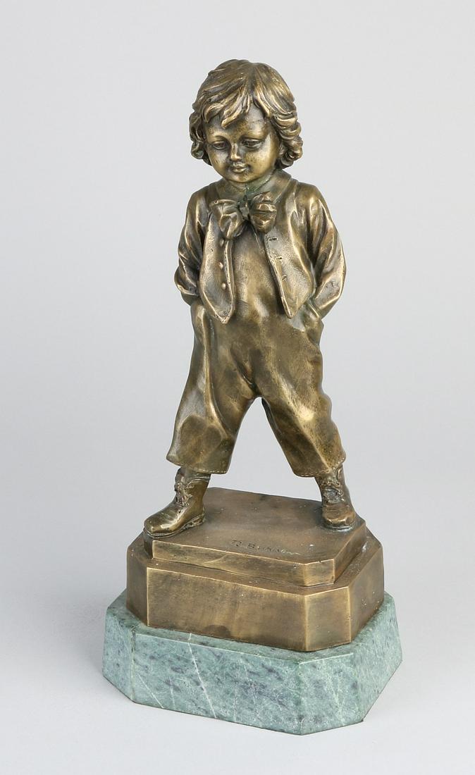 Bronze figure on marble base. 21st century. Signed R. (1 of 1)