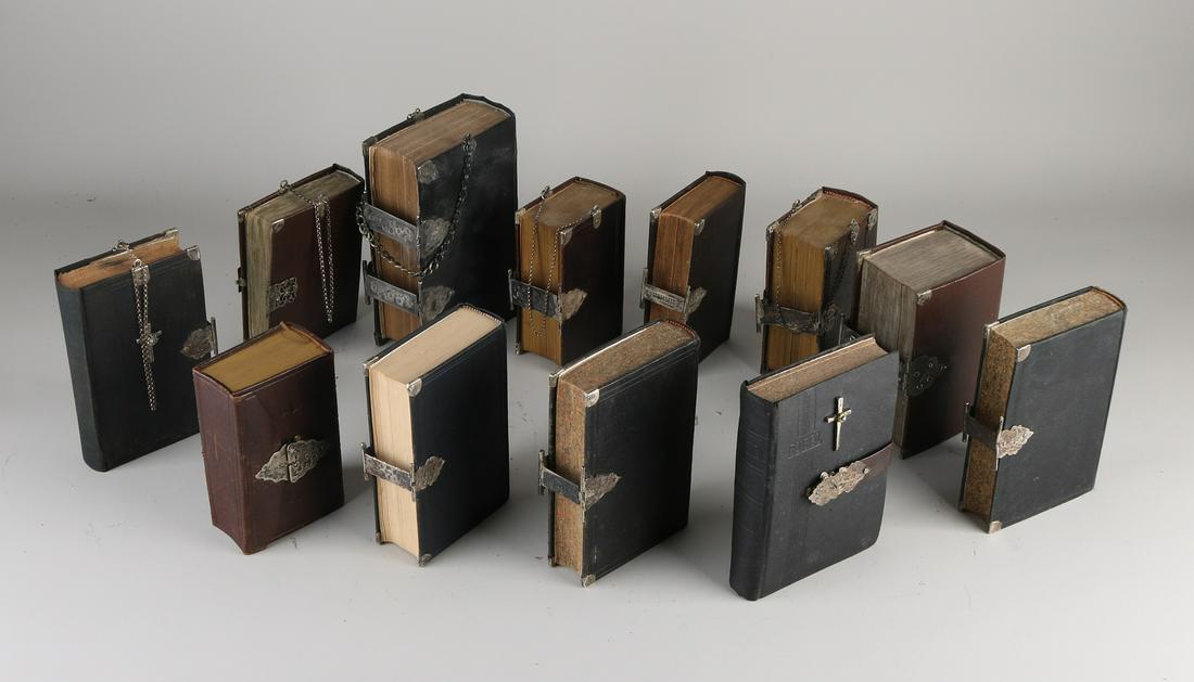 Lot of twelve old / antique Bibles. 18th - 19th - (1 of 1)
