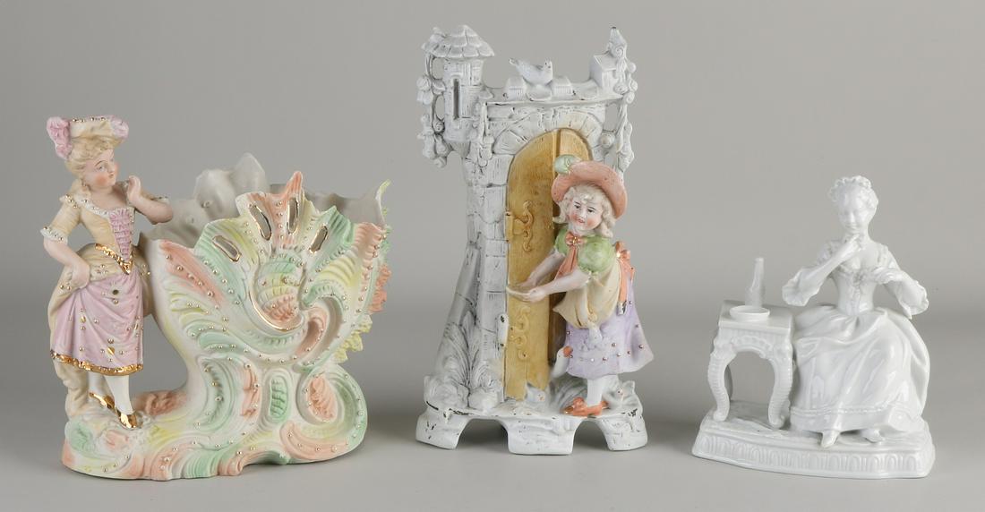 Three antique porcelain figures. Germany. 2x (1 of 1)