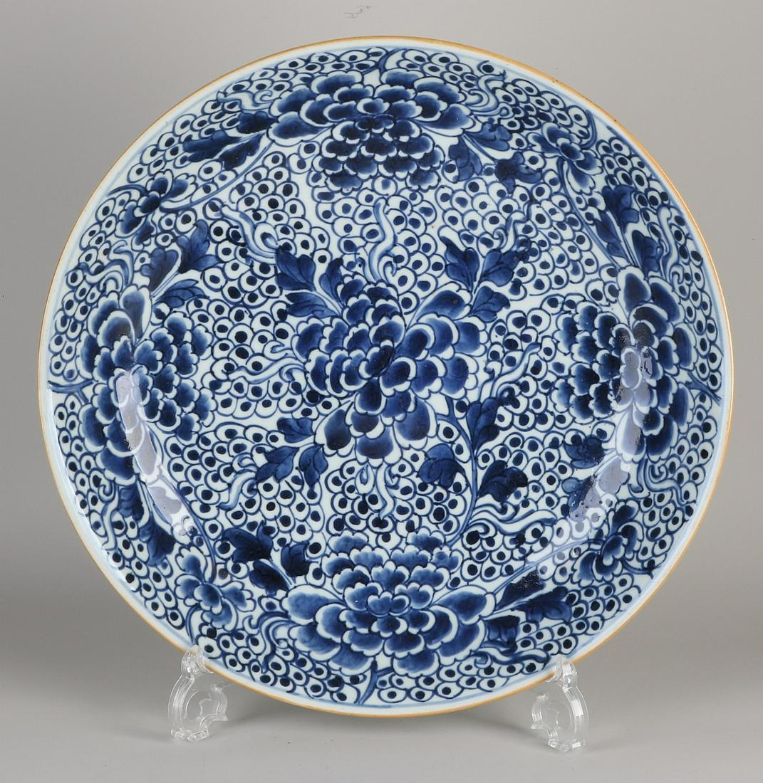 Large 18th century Chinese porcelain dish with floral (1 of 2)
